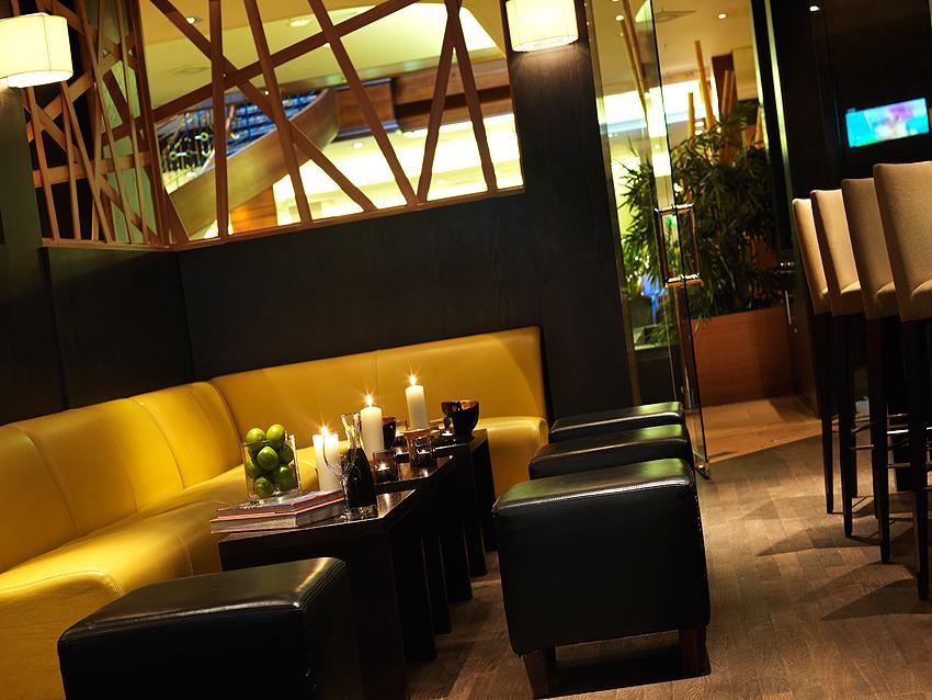 Opfikon-Glattbrugg Renaissance Zurich Hotel מראה חיצוני תמונה